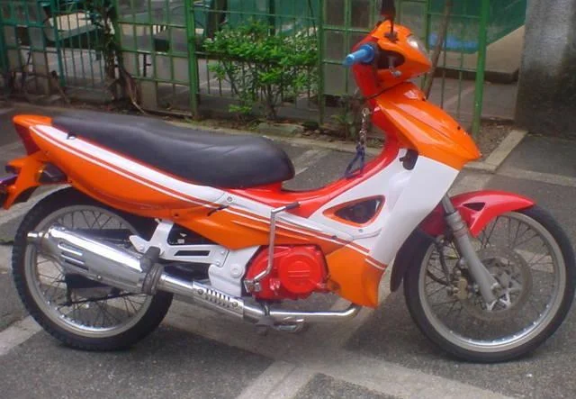 Kymco Spike 125 R 2004