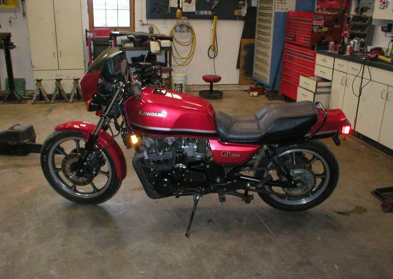 Kawasaki GPZ 1100 F 1