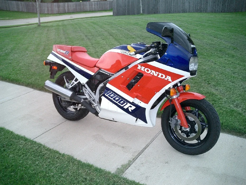 Honda VF 1000 R
