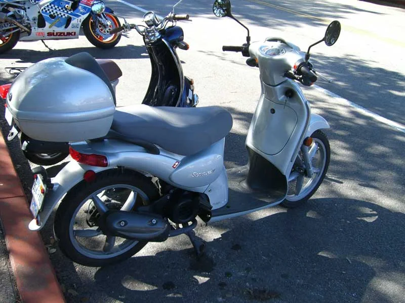 Aprilia Scarabeo 50 Four Stroke