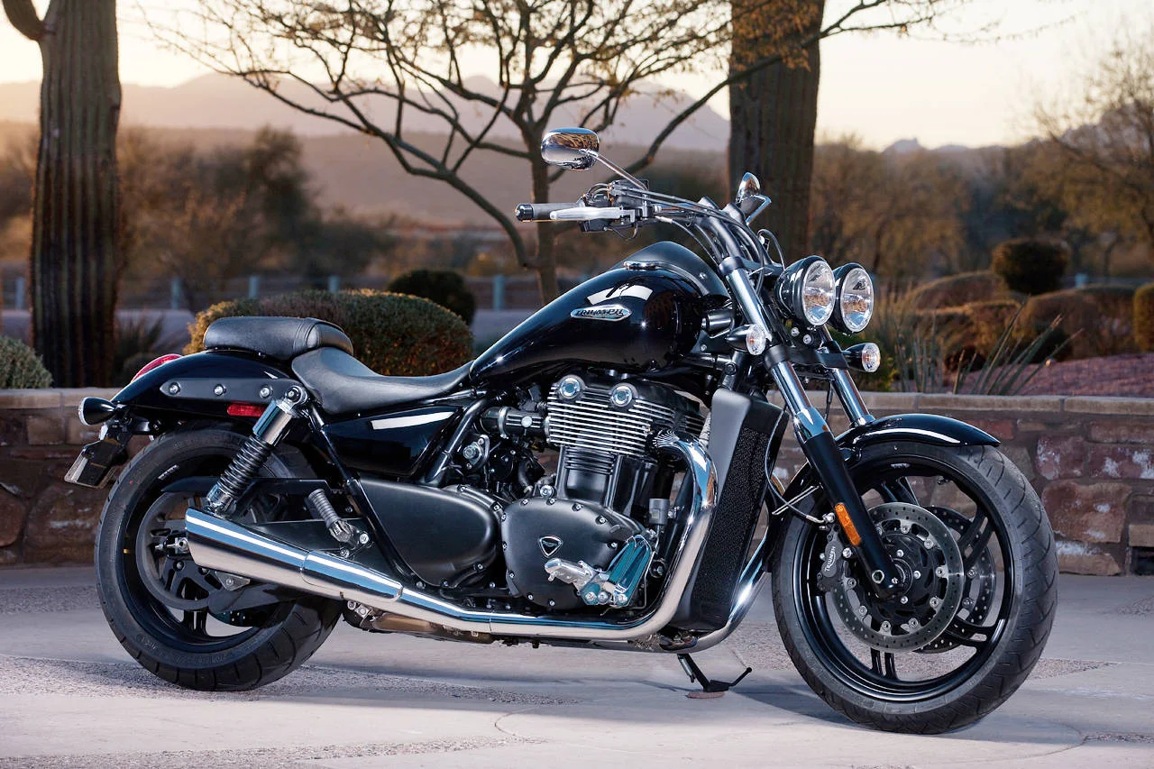 Triumph Thunderbird SE