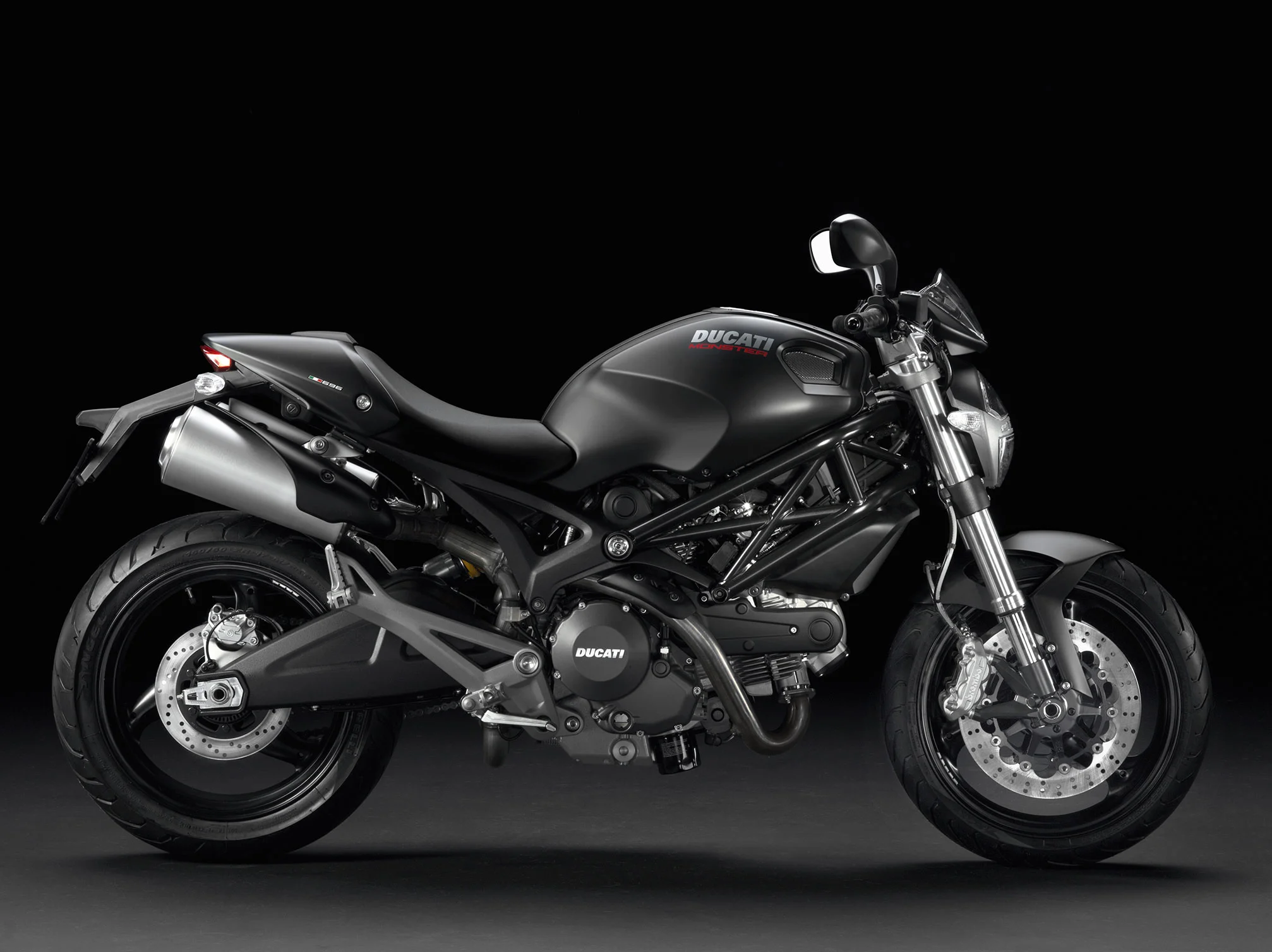 Ducati Monster 696