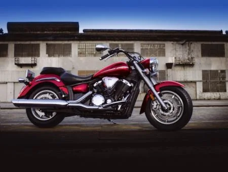 Yamaha XVS 1300 A Midnight Star