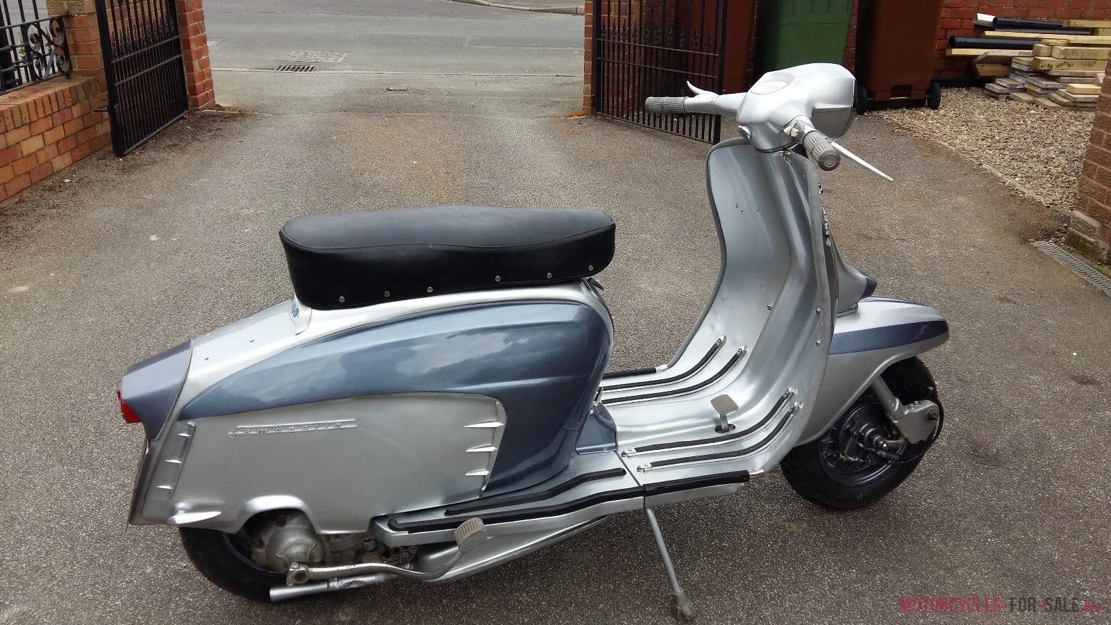 Lambretta LI 150 Silver Special