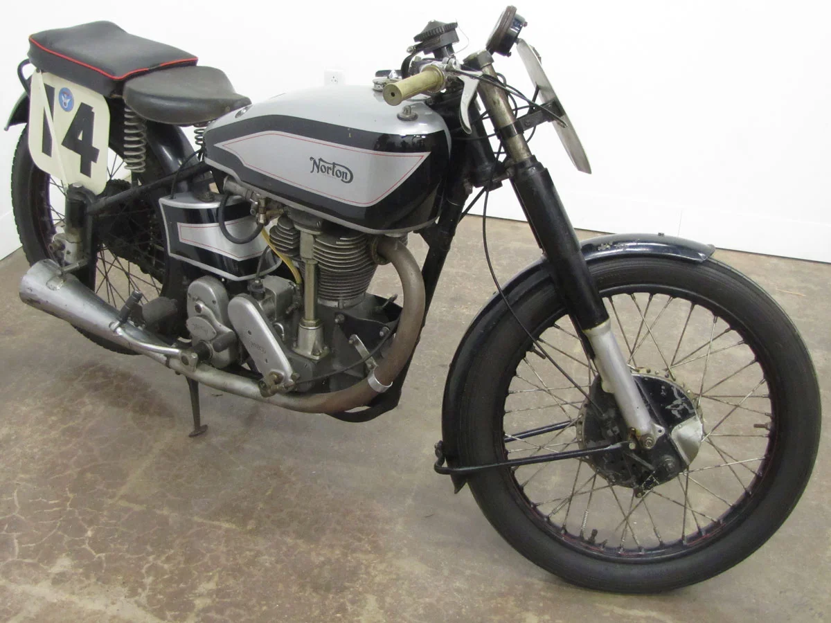 Norton Manx Daytona Racer 1951