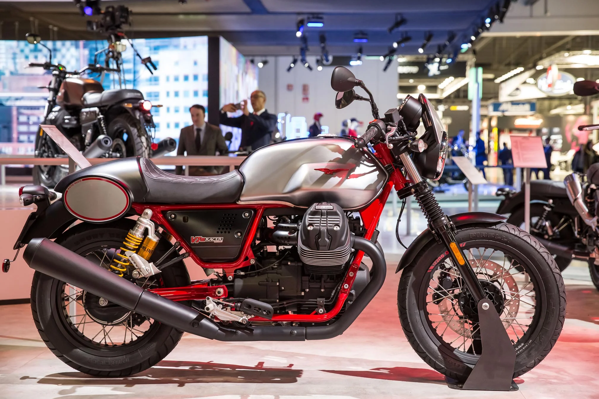 Moto Guzzi V7 Racer