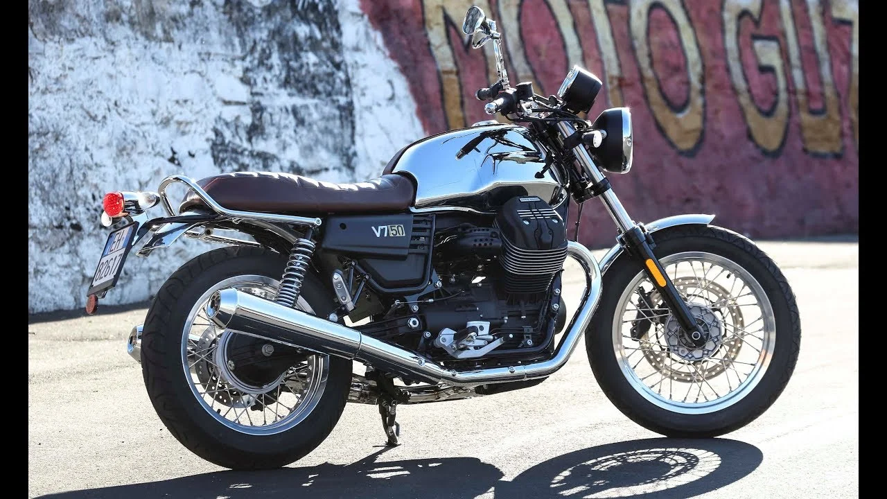 Moto Guzzi V7 III Anniversario