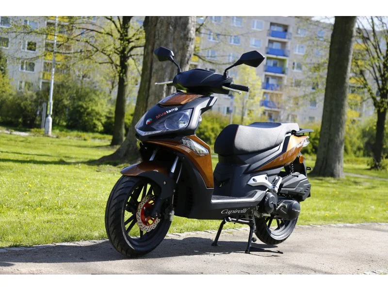 Capirelli Mustang 125 2022