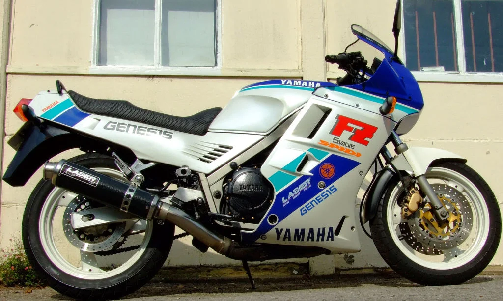 Yamaha FZR 750 R