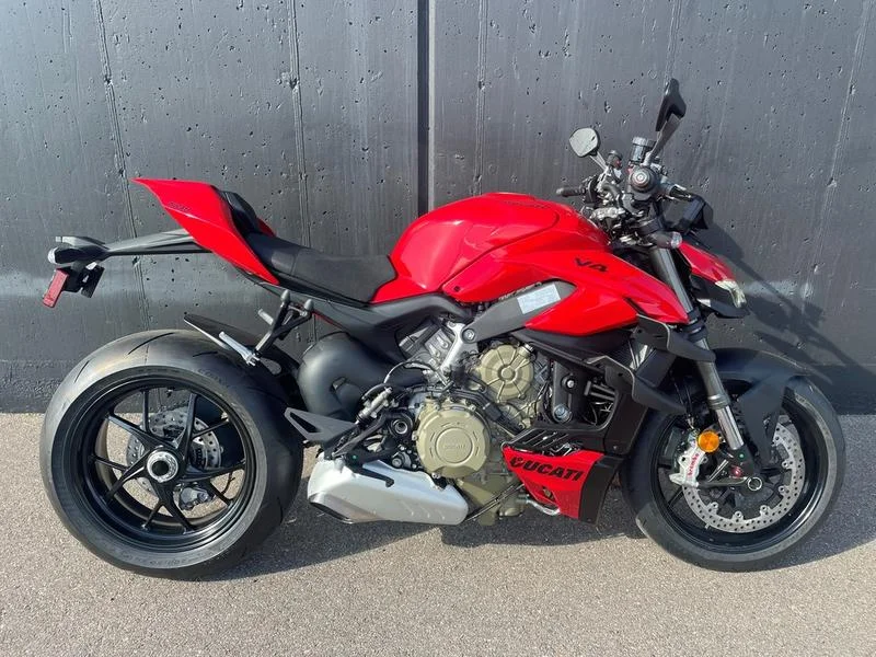 Ducati Streetfighter V4