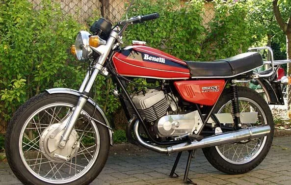 Benelli 250 2 C