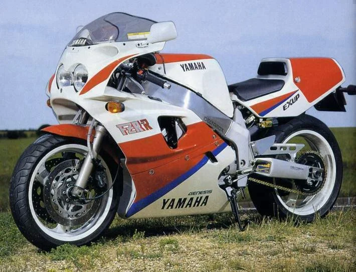Yamaha FZR 750 R