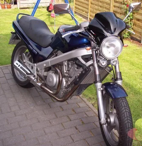 Honda NTV 650 Revere 1991