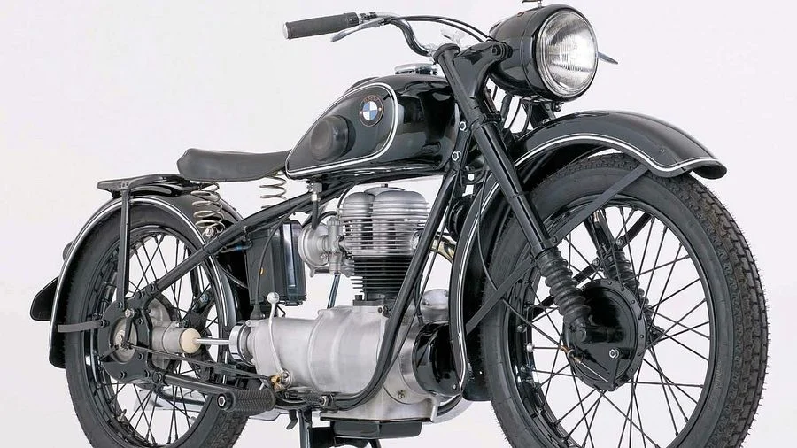 BMW R24