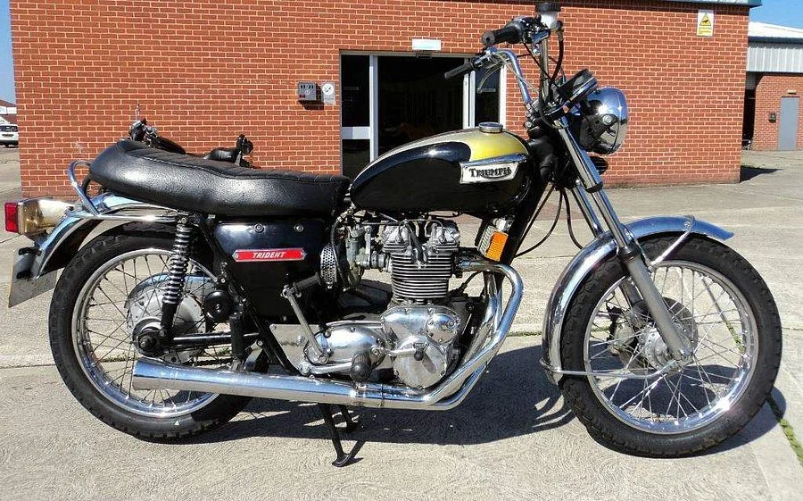 Triumph T 150 V Trident 750