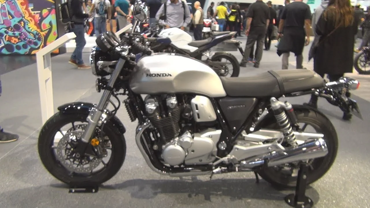 Honda CB1100 RS