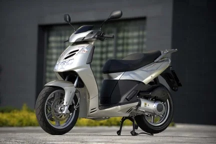 Aprilia SportCity Cube 300
