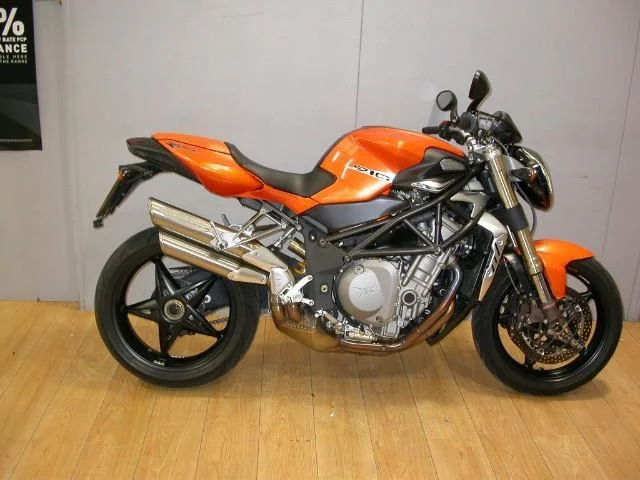 MV Agusta Brutale 910 Serie Oro