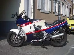 Kawasaki GPZ 600 R (reduced effect #2) 1987