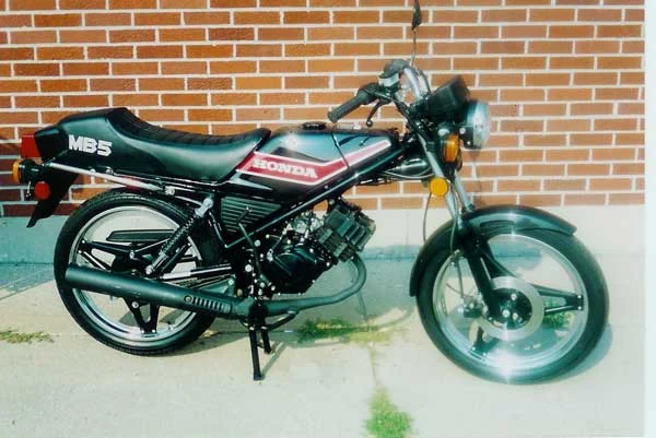 Honda MB5 1982
