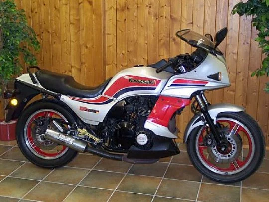 Kawasaki GPZ