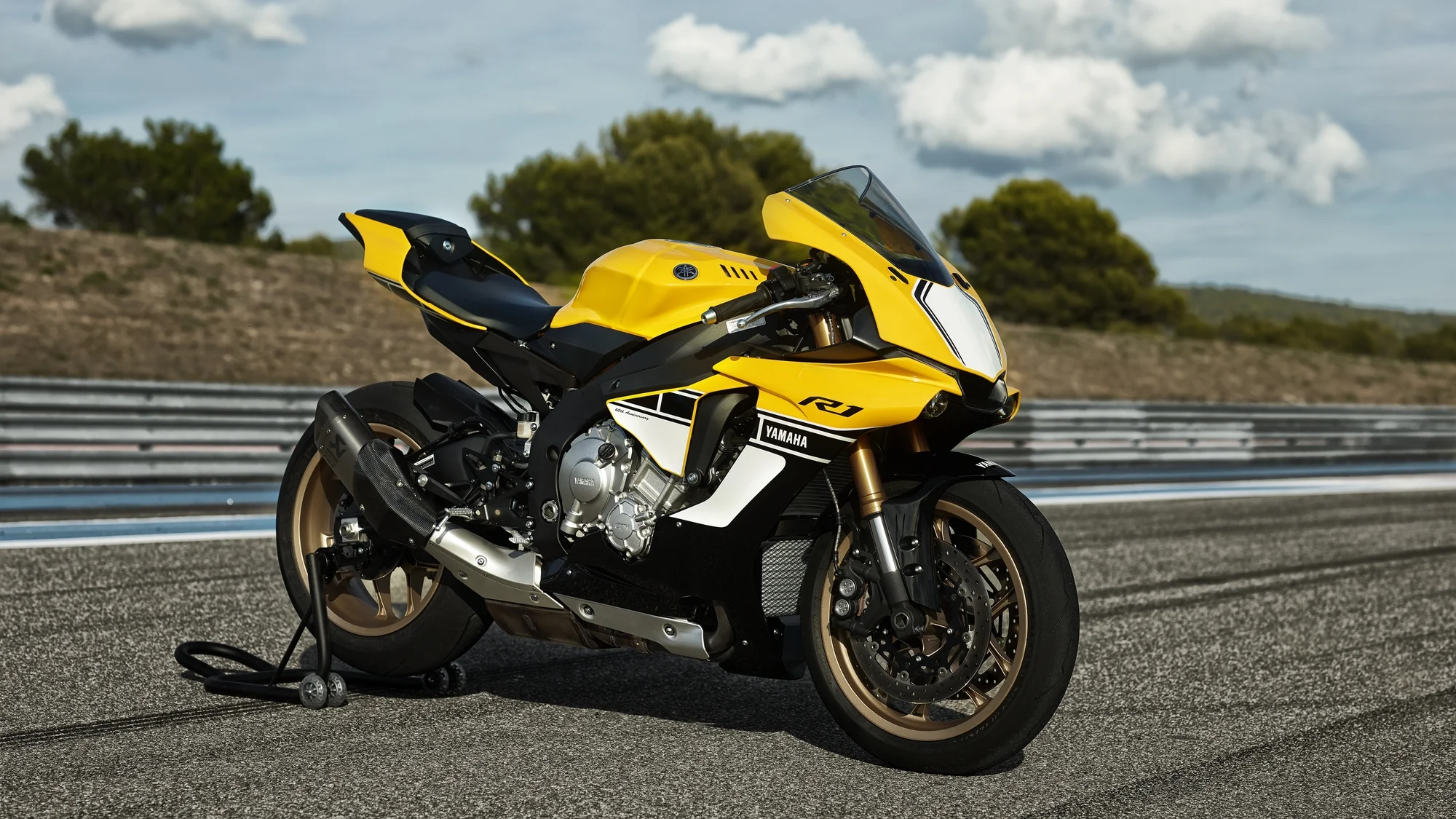 Yamaha YZF-R1 60th Anniversary 2017