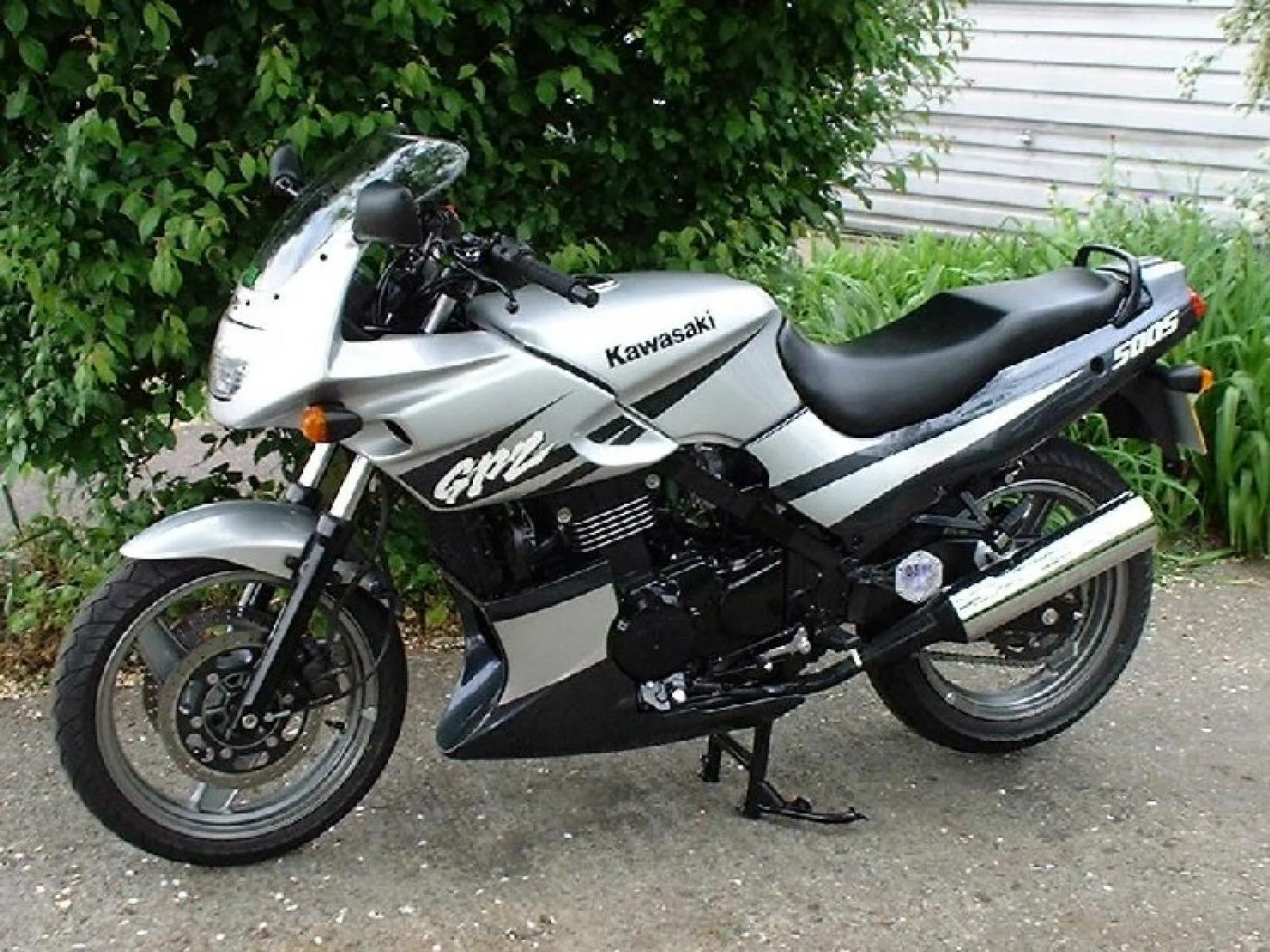 Kawasaki GPZ 500 S (reduced effect #2) 1990
