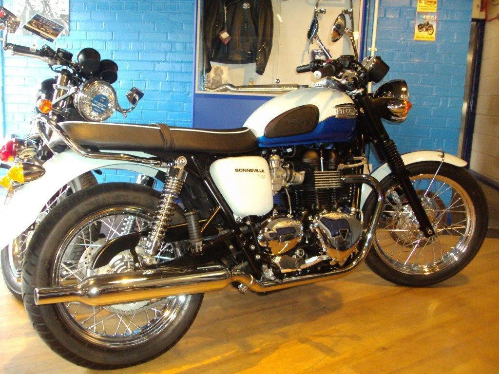 Triumph Bonneville Sixty
