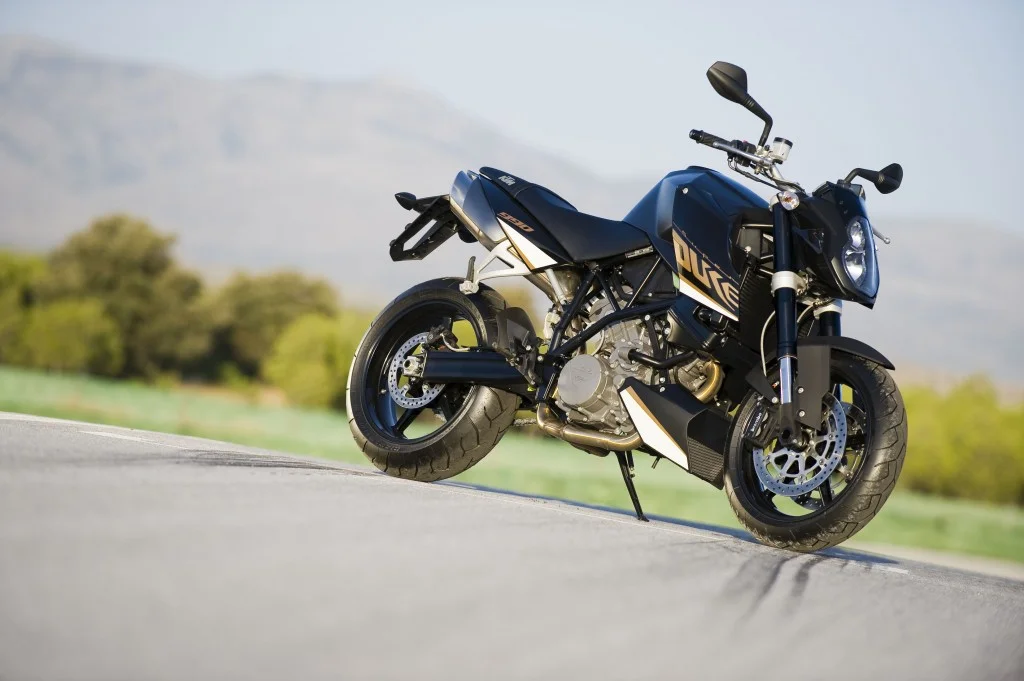 KTM 990 Super Duke Black