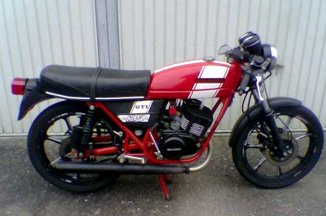 Malanca 125 E 2 CS ob one Racing 1984