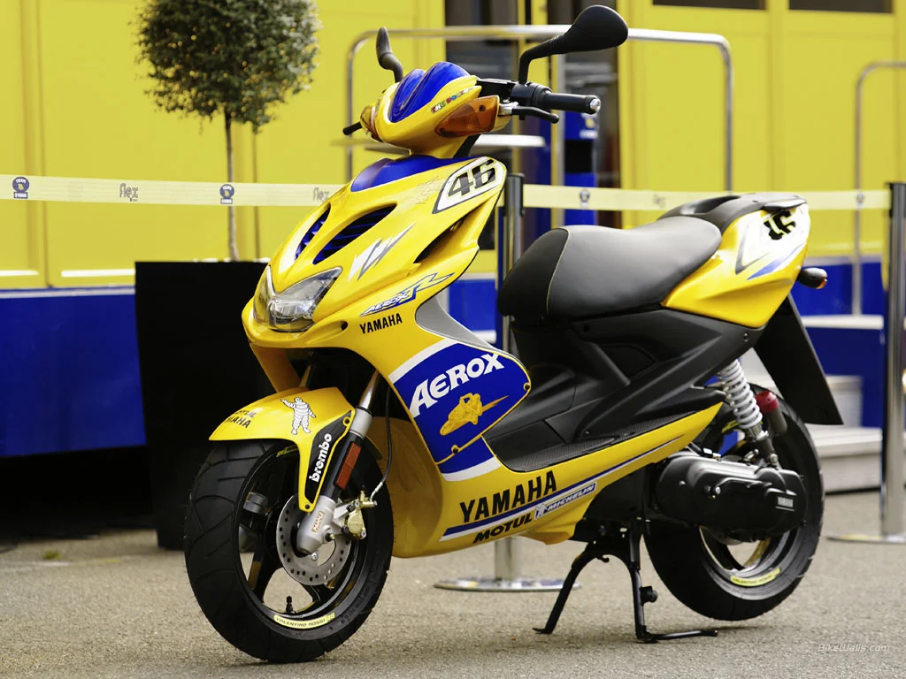 Yamaha Aerox Race Replica