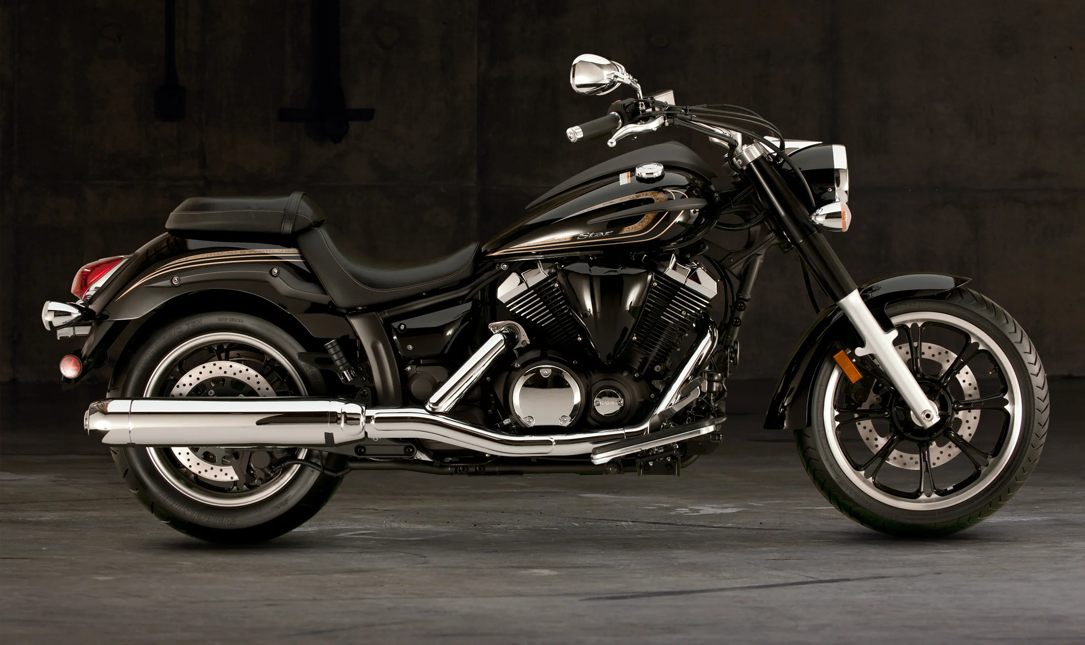 Yamaha V Star 950