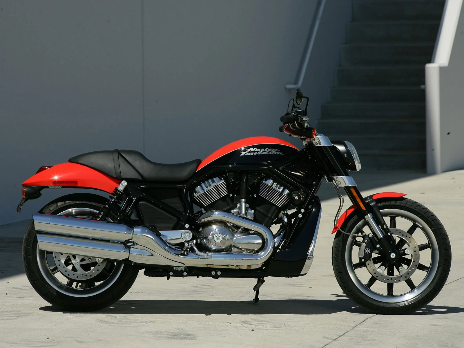 Harley-Davidson XL1200R Sportster Roadster