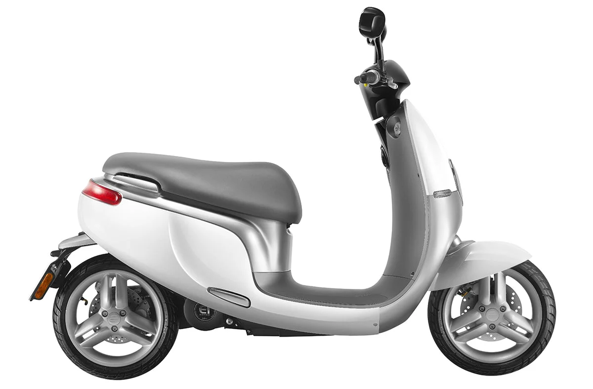 Saxxx Ecooter E1R 2021