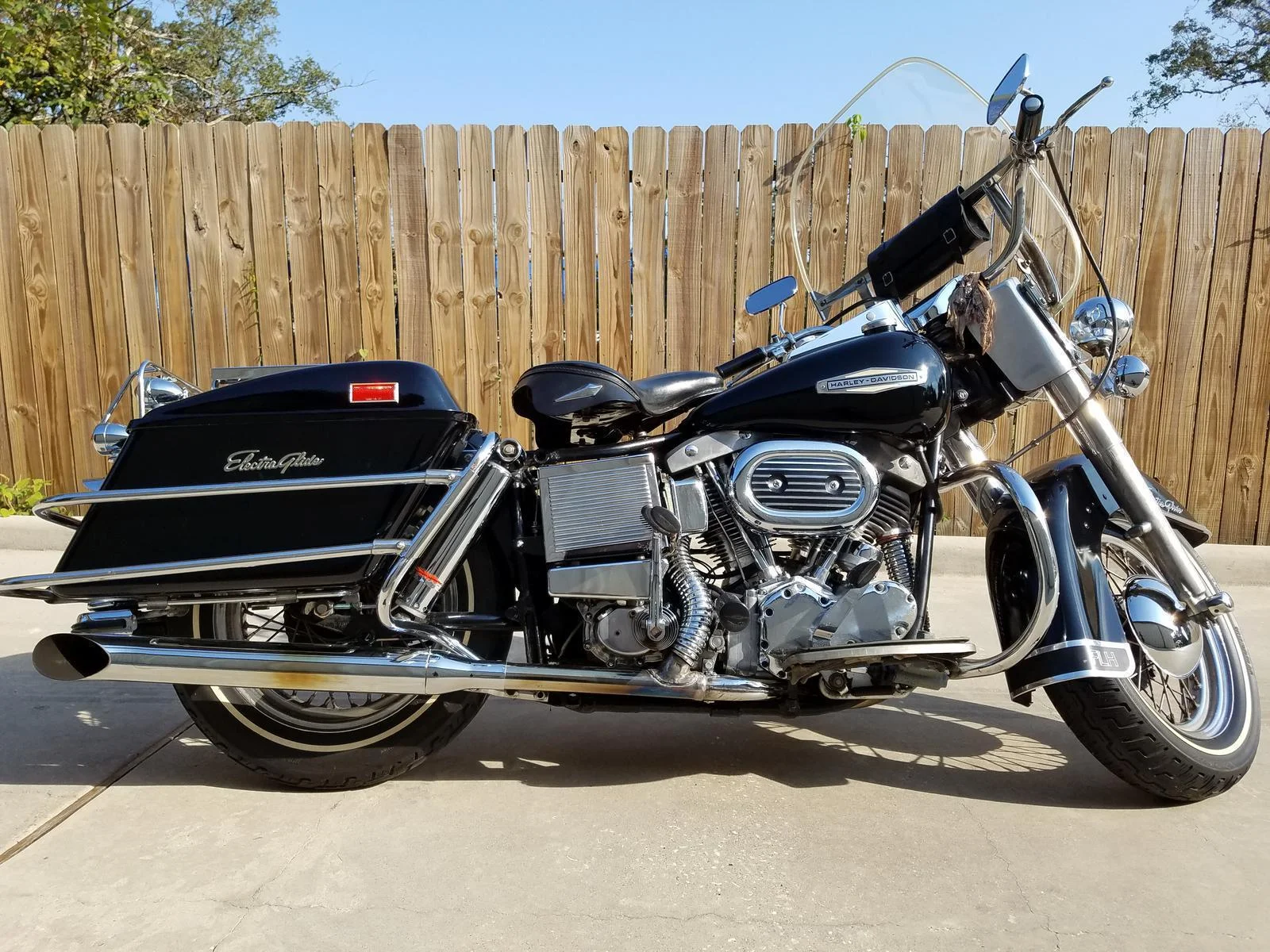 Harley-Davidson FLH Electra Glide