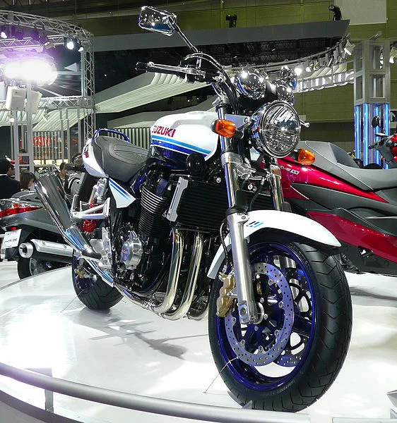 Suzuki GSX 1400 Special Edition
