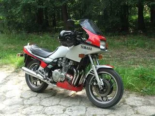 Yamaha XJ 900