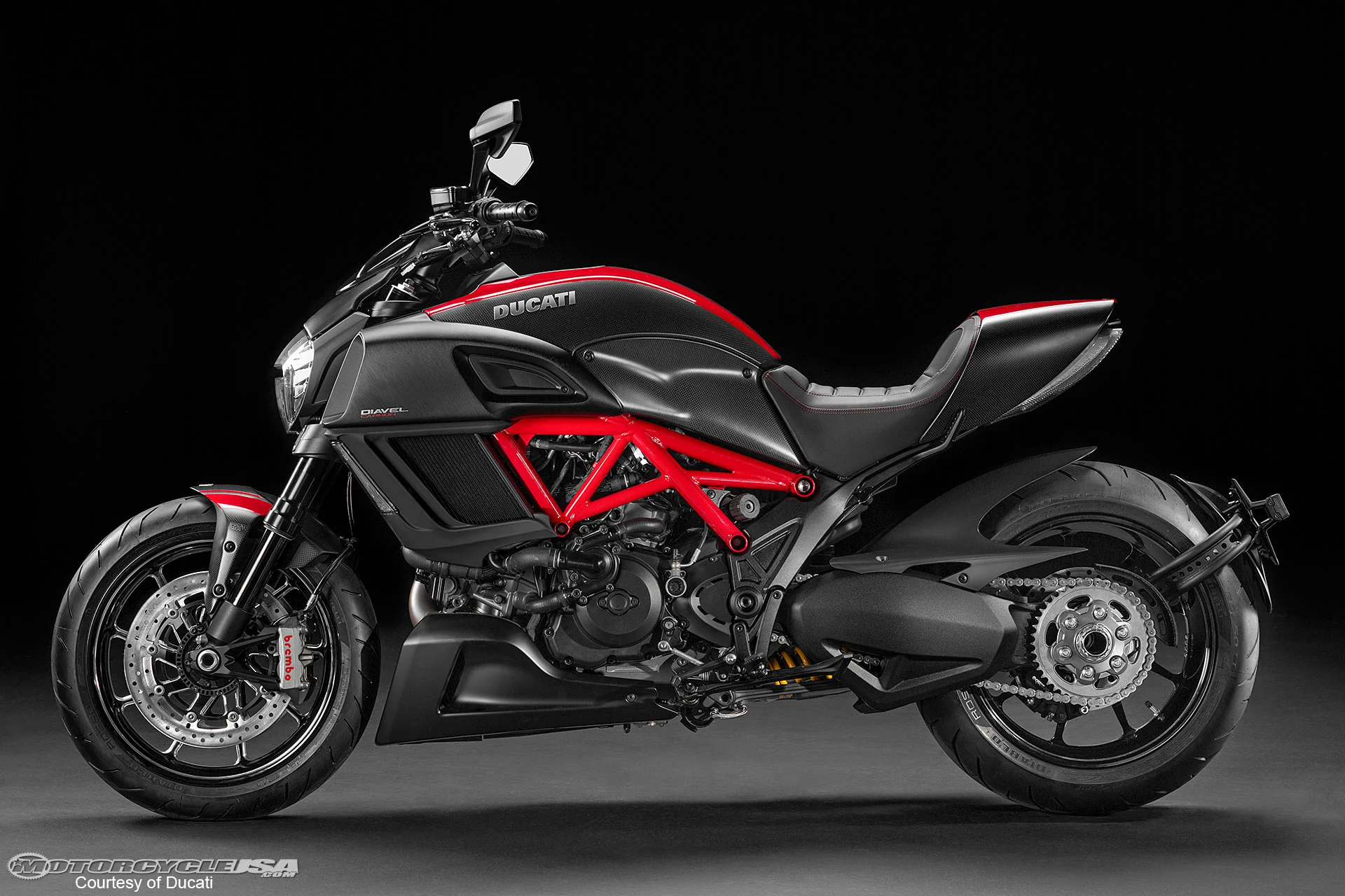 Ducati Diavel Carbon 2015