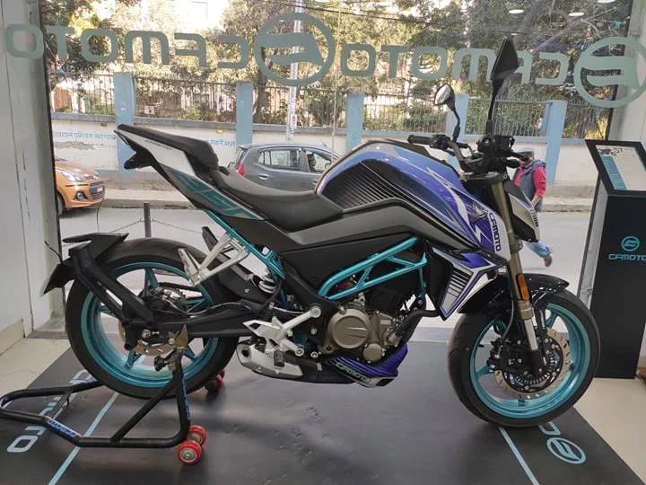 CF Moto 250NK