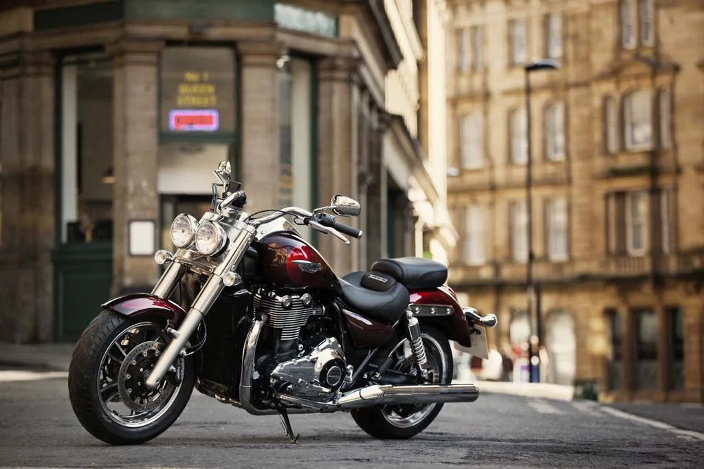 Triumph Thunderbird Commander