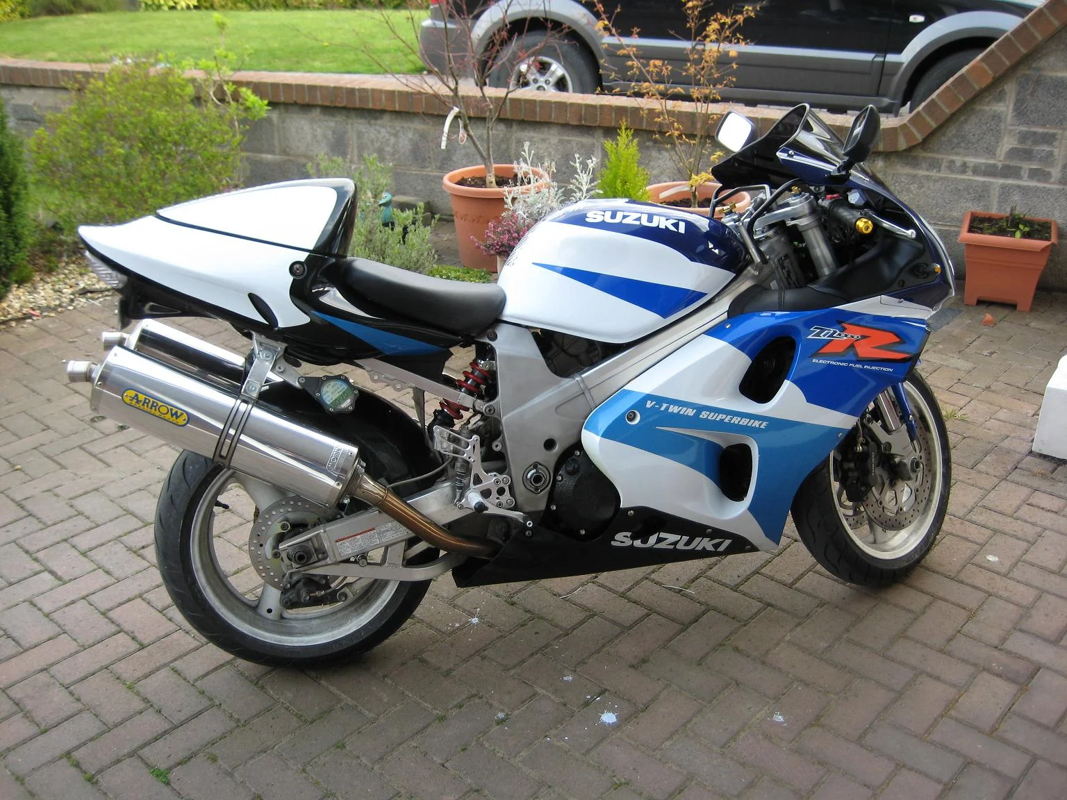 Suzuki TL 1000 R