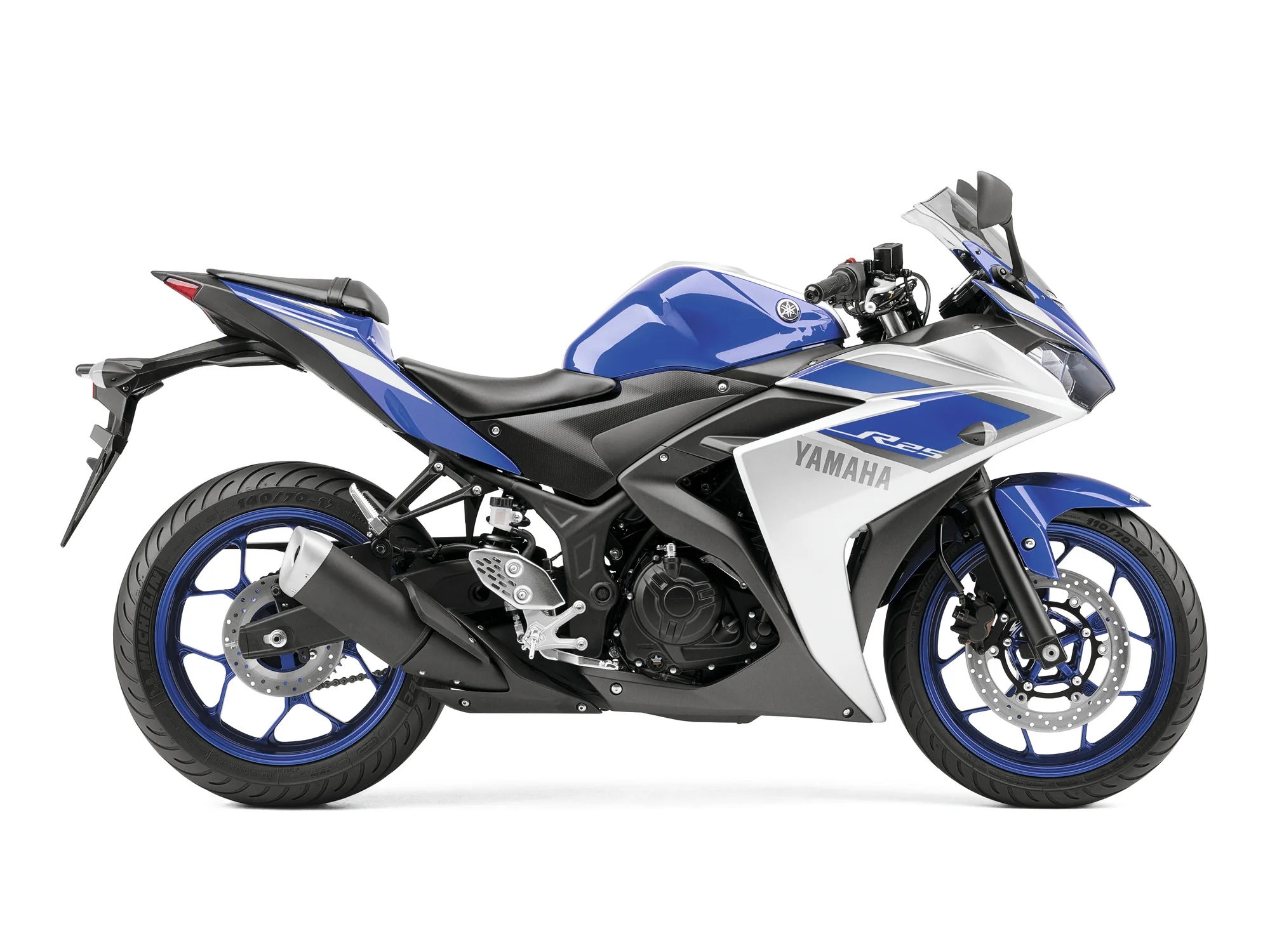 Yamaha YZF-R25 2015