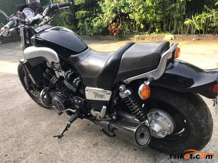 Alpha Alpha 250 V-Twin Sport Cruiser