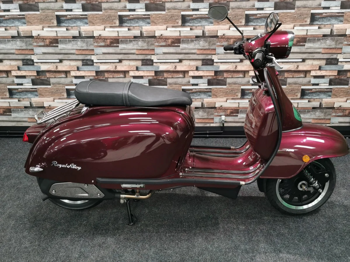 Royal Alloy TG 300 2021