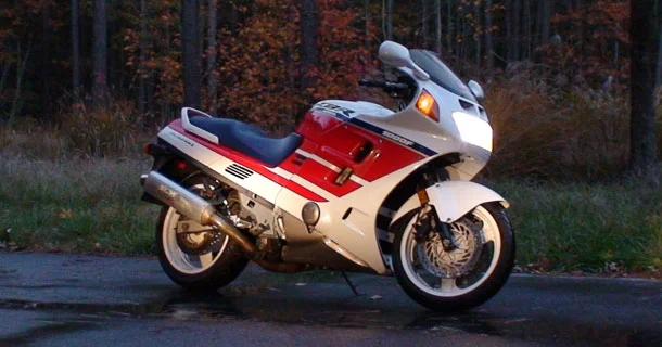 Honda CBR 1000 F