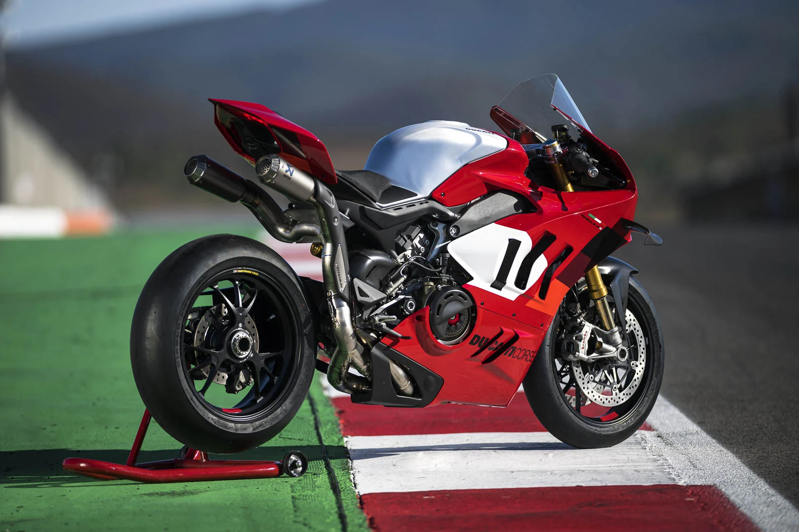 Ducati Panigale V4 R