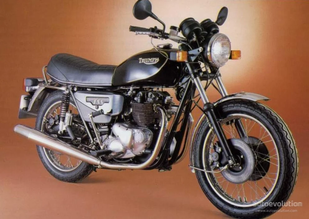 Triumph TSS