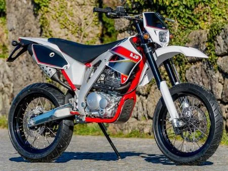 AJP PR3 Supermoto Pro 125