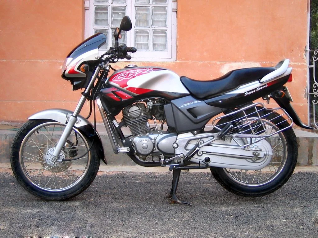Hero CBZ 2004