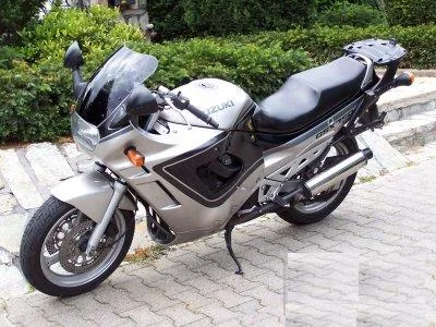 Suzuki GSX 750 F